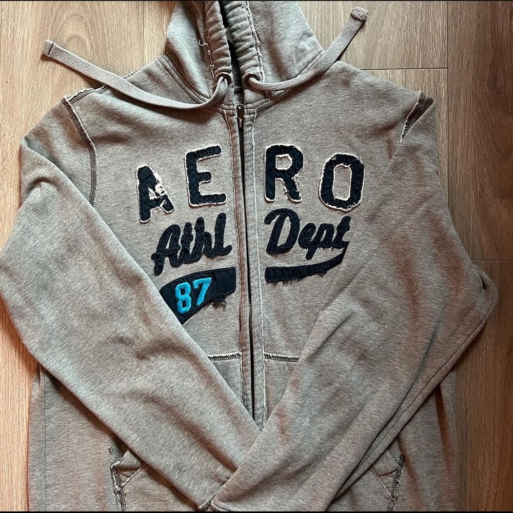 AÉROPOSTALE-VINTAGE GREY JACKET W/ EMBROIDERY